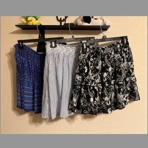 OLD NAVY and OTHERS Elastic Gathered Ruffle MiniSkirts (Set of 3) - Size M
